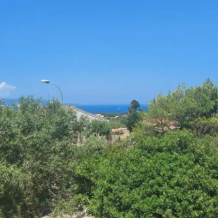 L'agrifoglio - Ampio Trilocale Panoramico R3461 *